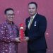 Penghargaan Manggala Karya Kencana Dari BKKBN RI Diraih Bupati Sijunjung Bersama Ketua-TP PKK