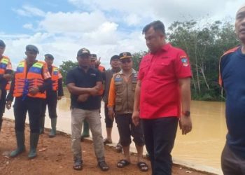 Kebutuhan Warga Terdampak Banjir Dipastikan Terpenuhi, Ini Kata Bupati Sutan Riska