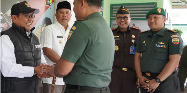Bupati Padang Pariaman Jhon Kenedy Azis Terima Kunjungan Danrem 032/Wirabraja
