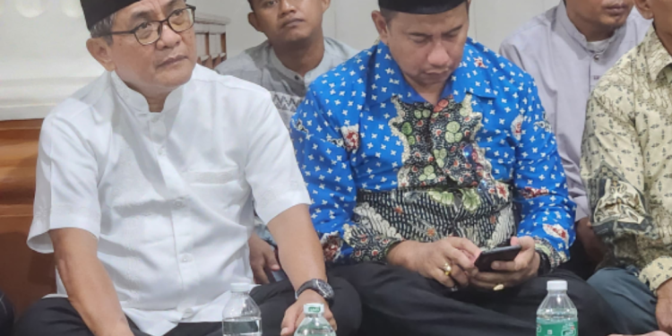 Didaulat Jadi Imam, Safari Ramadhan Kedua Bupati JKA Minta Waspadai Penggunaan Gadget Pada Anak