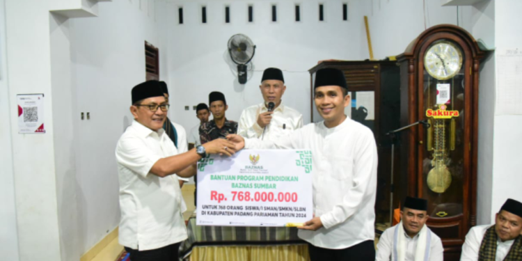 Bupati dan Wakil Bupati Padang Pariaman Sambut Kunjungan Safari Ramadhan Gubernur di Mesjid Arrahman Aur Malintang