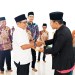 Serahkan Program Zakat Ramadhan Berkah 1446 H, Bupati JKA Sebut Keberadaan Baznas Sangat Penting