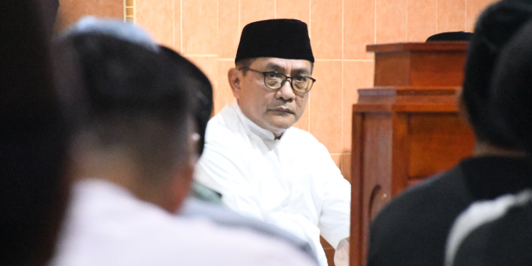 Teringat Masa Kecil, Tangis JKA Pecah Saat Safari Ramadhan di Sungai Geringging